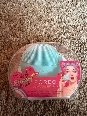 FOREO LUNA Play Smart 2 Facial Cleansing Device - Aqua Blue